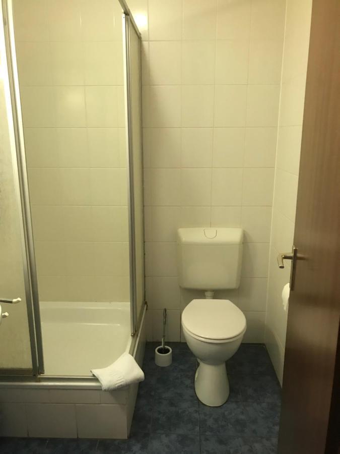 Hotel Kaufmann Rommerskirchen Eksteriør billede